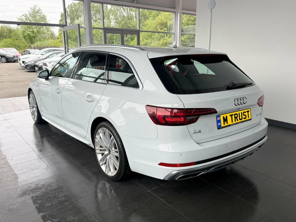 Audi A4 Avant 2L S Line White #6