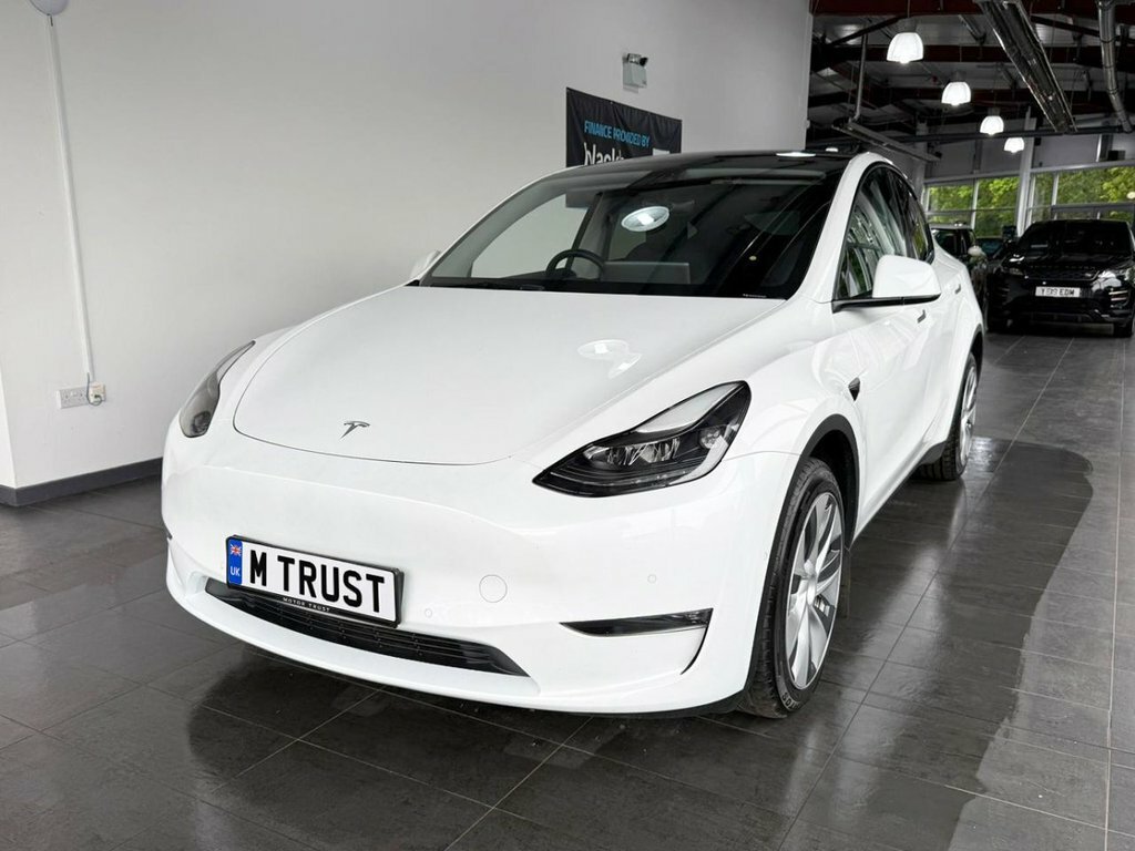 Tesla Model Y Suv SG22PSU White #4
