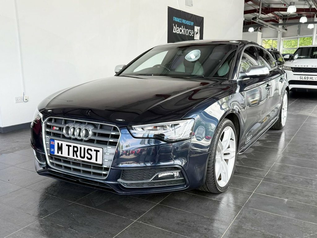 Audi S5 Hatchback Blue #4