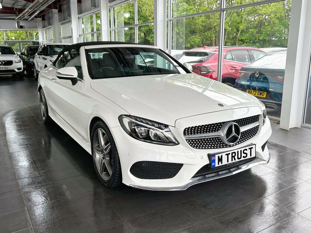 Mercedes-Benz C Class 2L Amg Line WD17BKL White #2