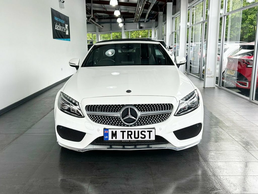 Mercedes-Benz C Class 2L Amg Line WD17BKL White #4