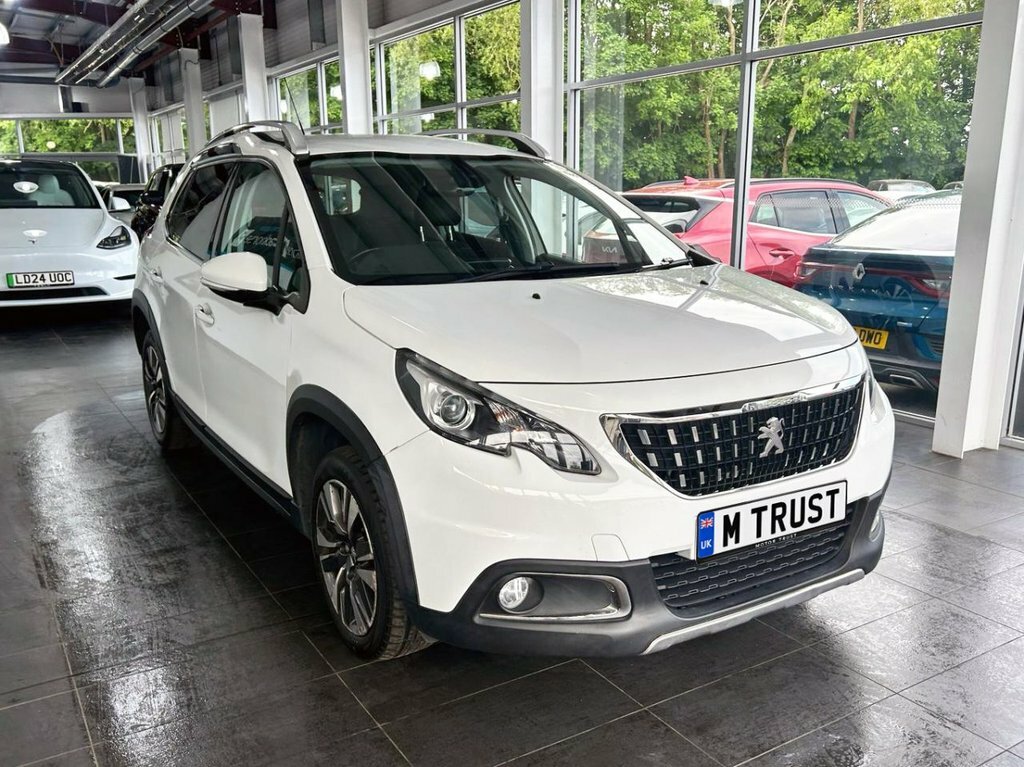 Peugeot 2008 1.2L Allure PE67VJL White #2