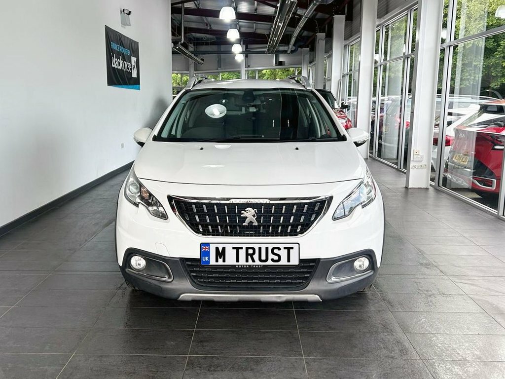 Peugeot 2008 1.2L Allure PE67VJL White #3