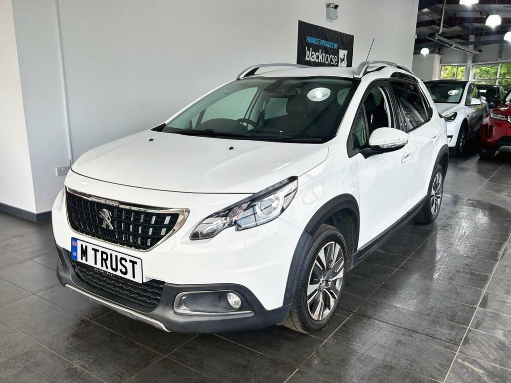 Peugeot 2008 1.2L Allure PE67VJL White #4