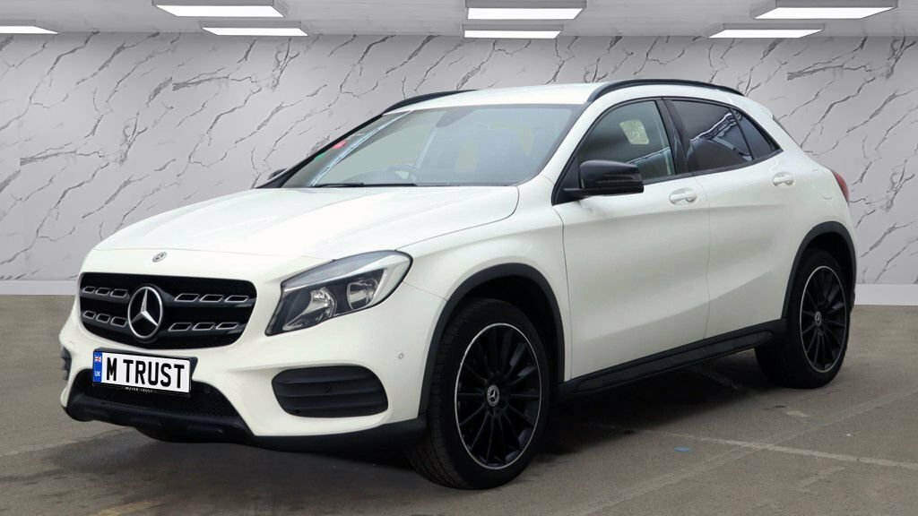 Mercedes-Benz GLA Class 2.1L Amg Line SM68SYC White #2