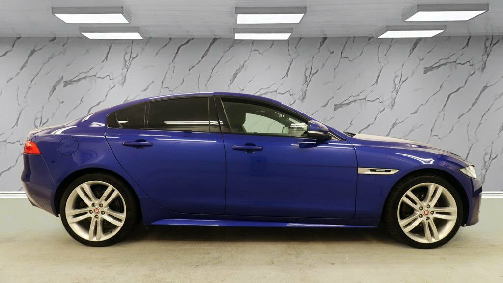 Jaguar XE 2L R-sport DV19FOF Blue #5