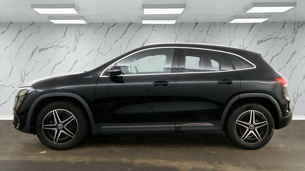 Mercedes-Benz EQA Suv GY22CNX Black #6
