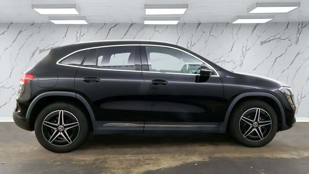 Mercedes-Benz EQA Suv GY22CNX Black #5