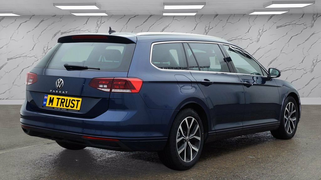 Volkswagen Passat 1.5L Sel Blue #4