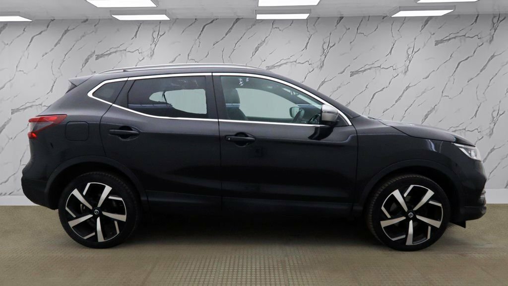 Nissan Qashqai 1.3L Tekna DL68VYS Black #5