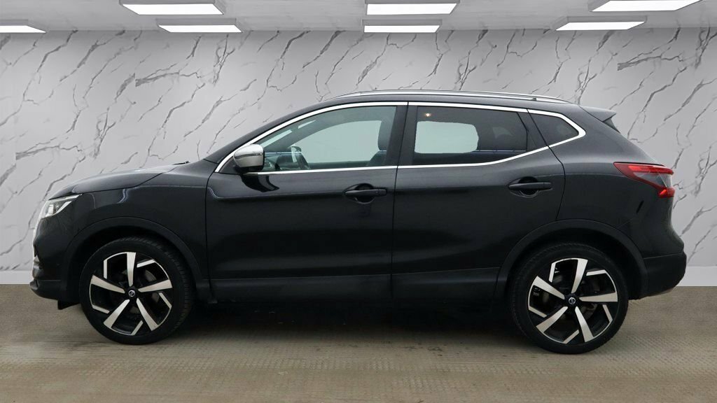 Nissan Qashqai 1.3L Tekna DL68VYS Black #6