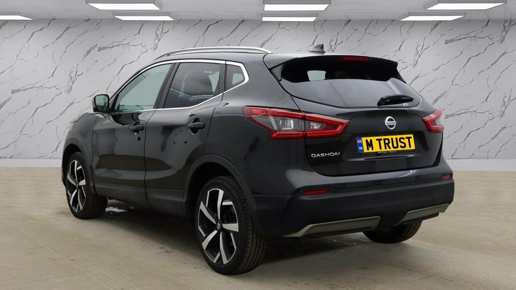 Nissan Qashqai 1.3L Tekna DL68VYS Black #3