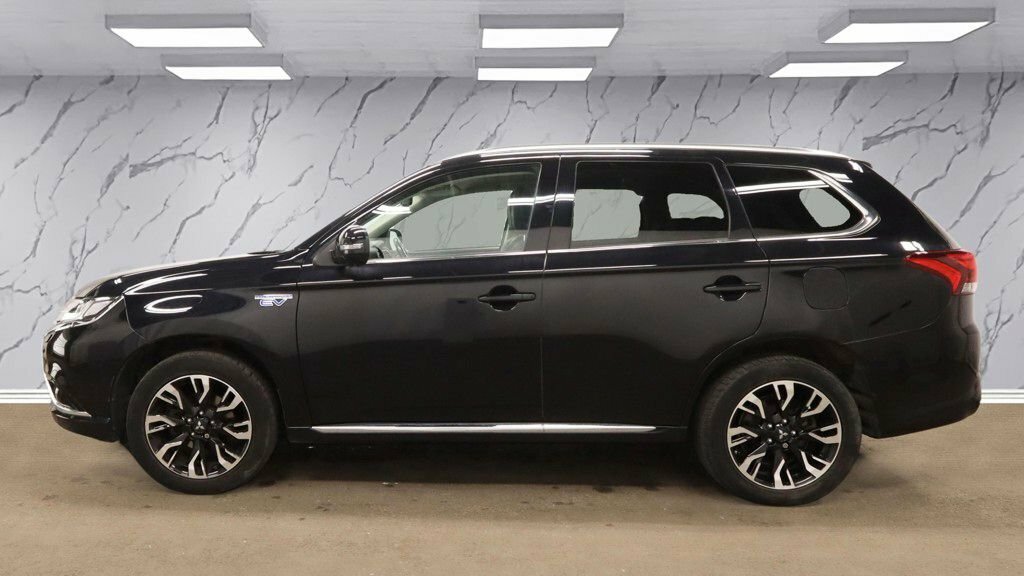 Mitsubishi Outlander 2L 4Hs YT18XVE Black #6