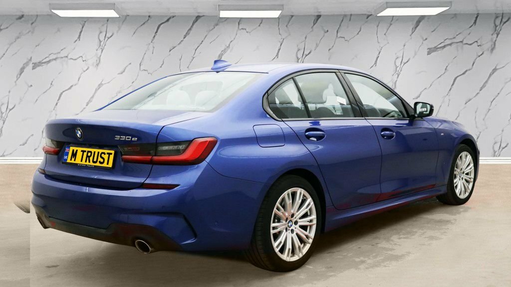 BMW 3 Series 2L M Sport KM70WUA Blue #4