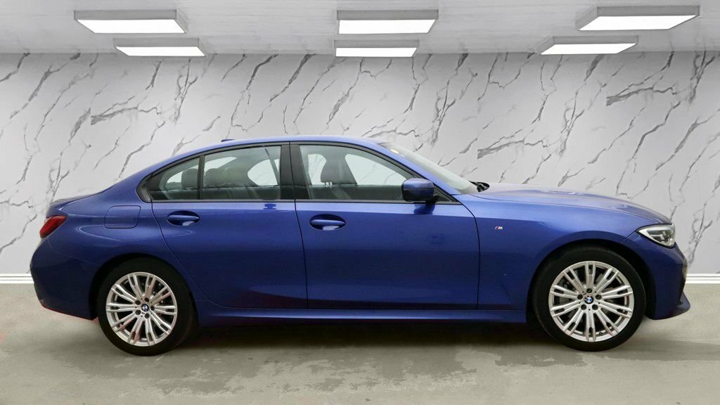 BMW 3 Series 2L M Sport KM70WUA Blue #5
