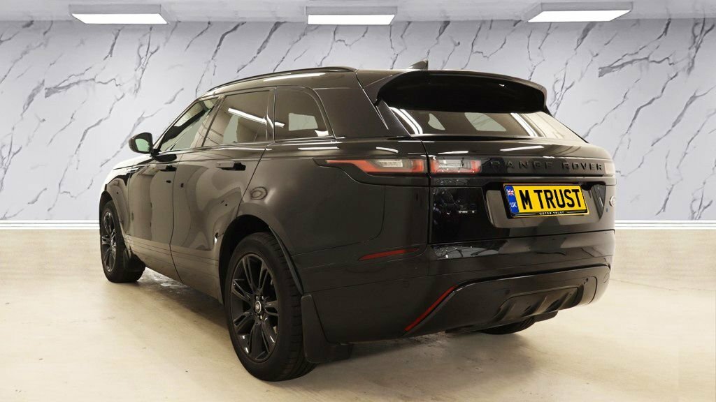 Land Rover Range Rover Velar 2L R-dynamic S SW68UKL Black #2