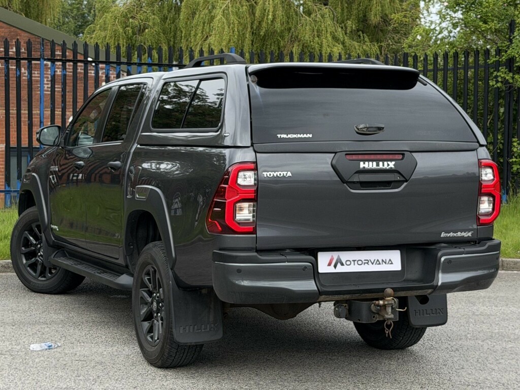 Toyota HILUX 2.8 D-4d Invincible X 4Wd Euro 6 Ss NL71KVU Grey #4