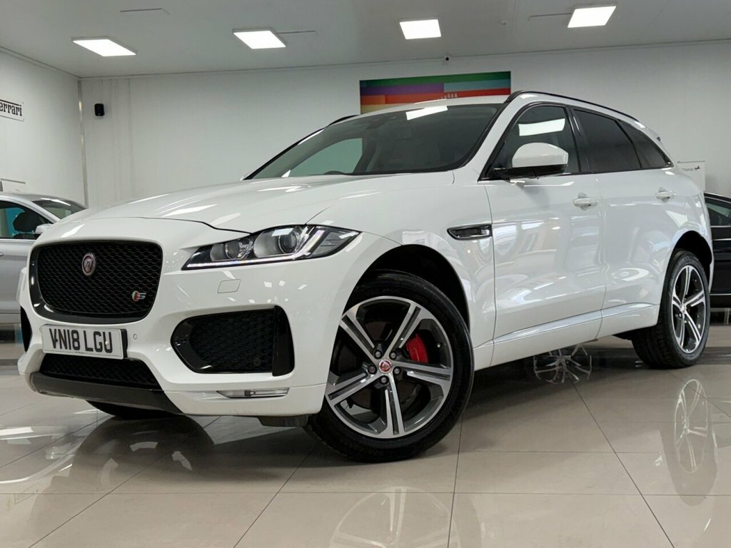 Jaguar F-Pace 3L S White