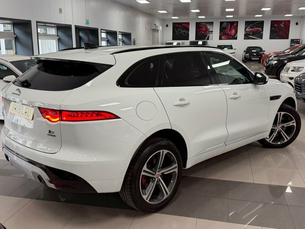 Jaguar F-Pace 3L S VN18LGU White #2