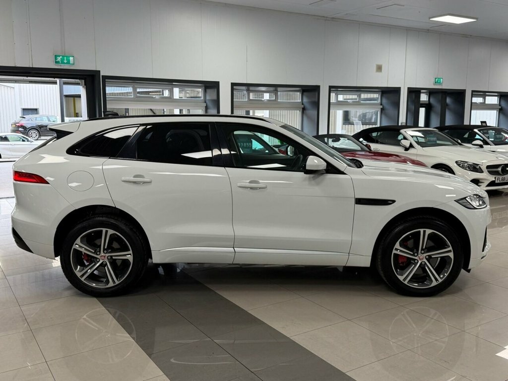 Jaguar F-Pace 3L S VN18LGU White #4