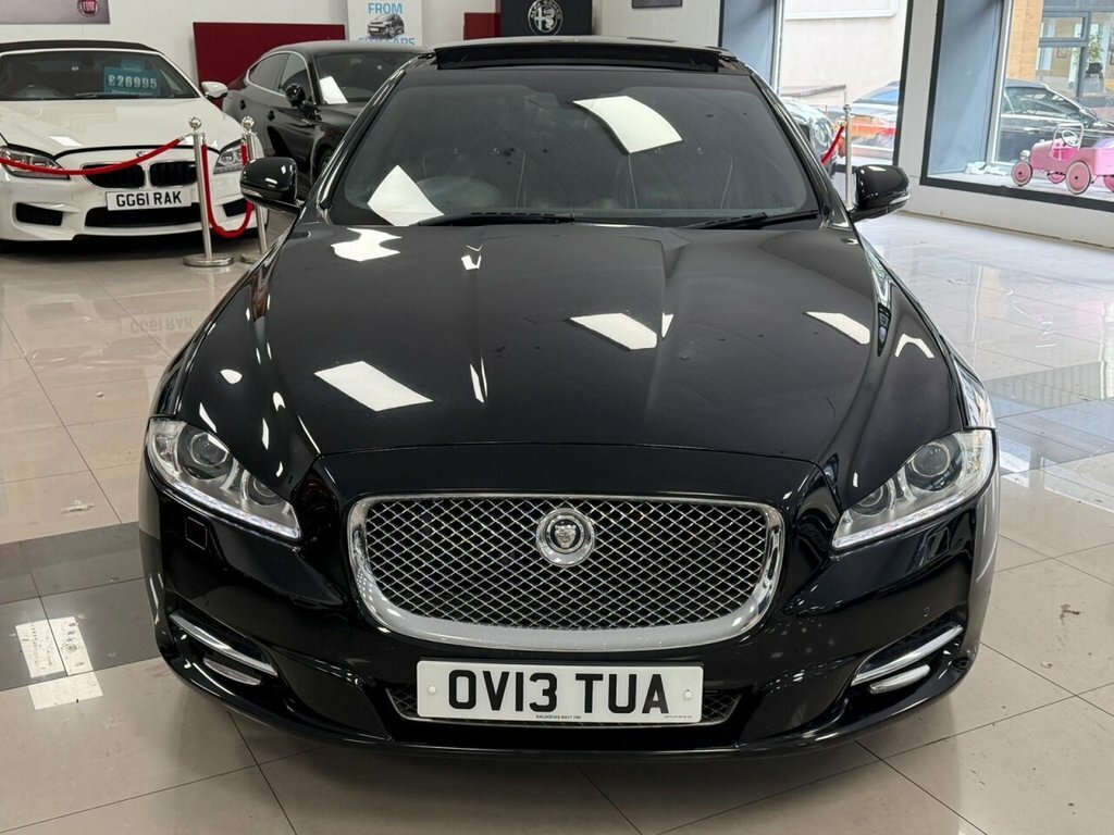 Jaguar XJ 3L Portfolio Black #5
