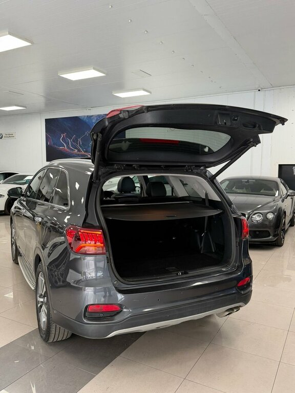 Kia Sorento 2.2L Gt-line S GU68RTO Grey #4