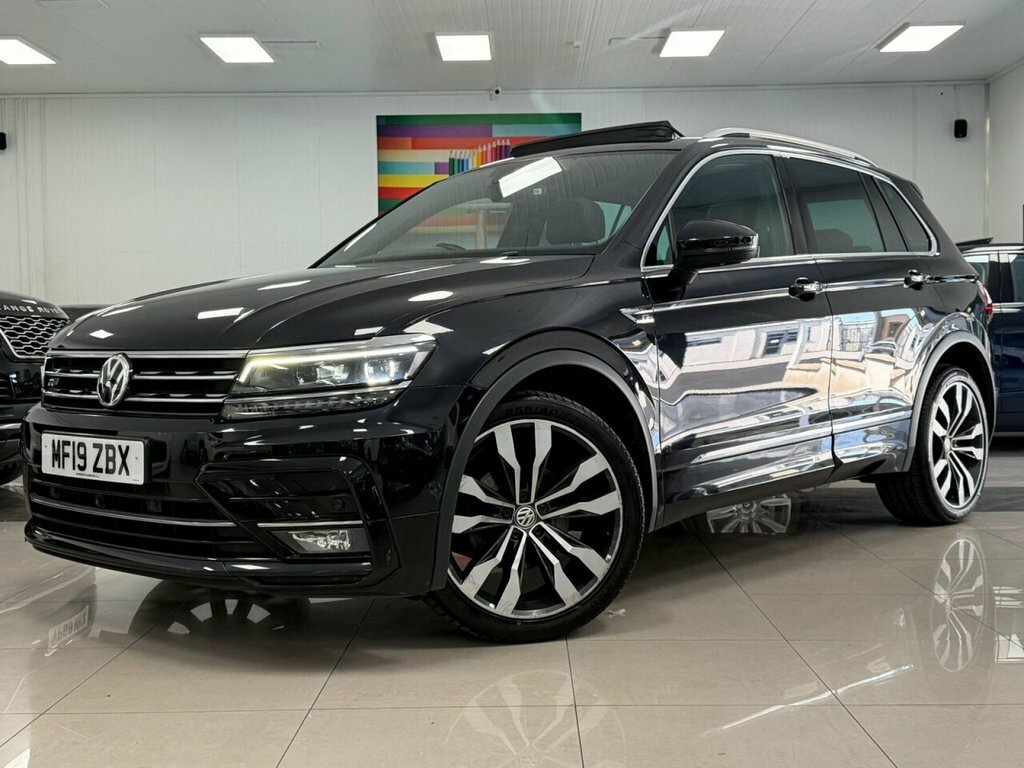 Volkswagen Tiguan 2L R-line Tech Black