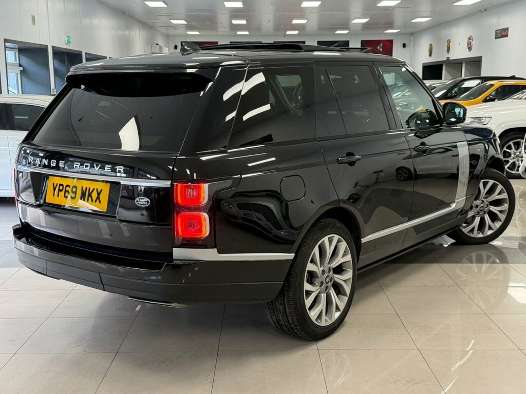 Land Rover Range Rover 3L Westminster YP69WKX Black #3