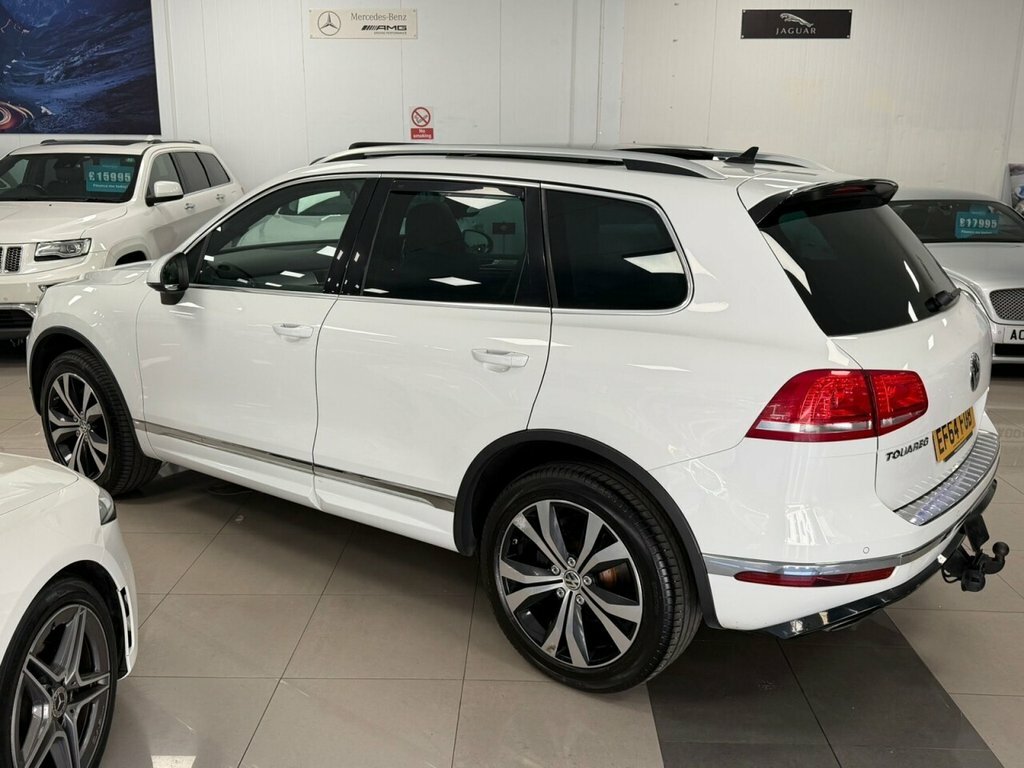 Volkswagen Touareg 3L R-line EF64FUB White #6