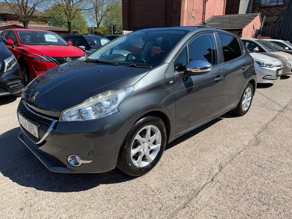 Peugeot 208 Hatchback 1.2 Vti Puretech Style Euro 5 2014 MJ64ZPL Grey #3