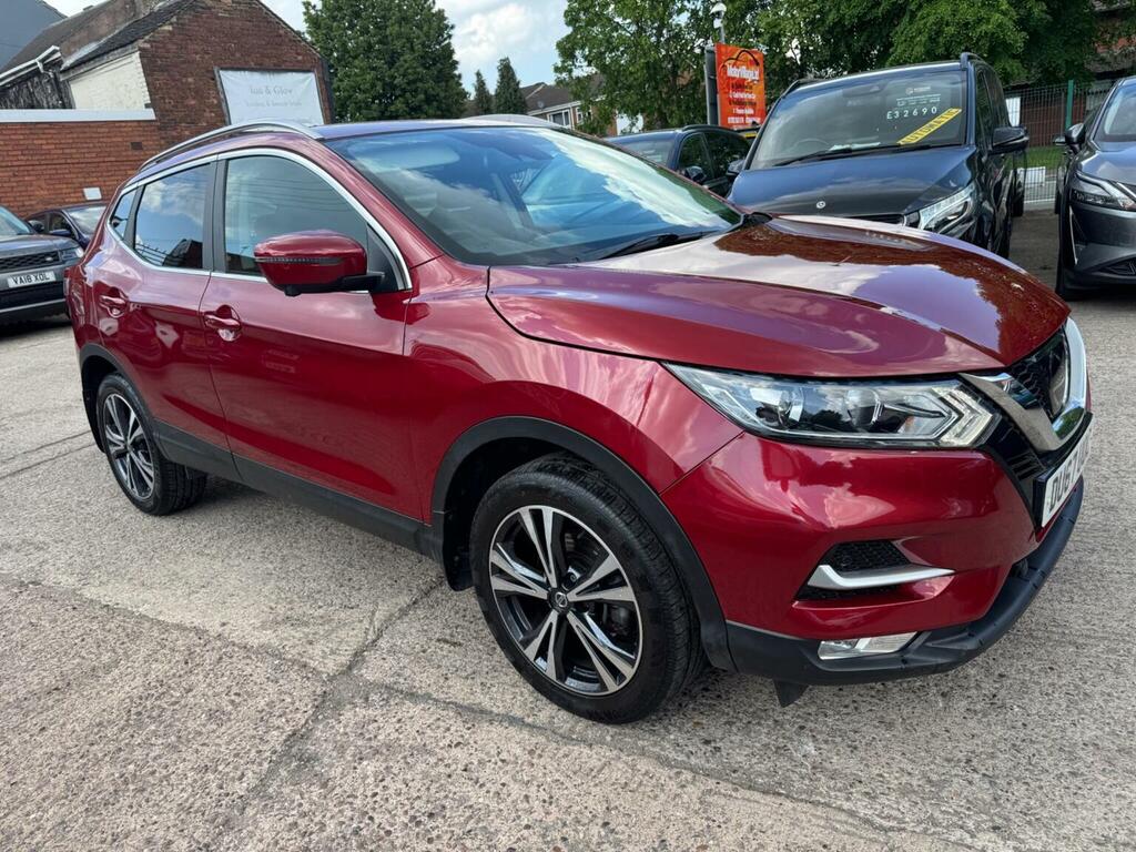 Nissan Qashqai Suv 1.2 Dig-t N-connecta Xtron Euro 6 Ss 2 Red