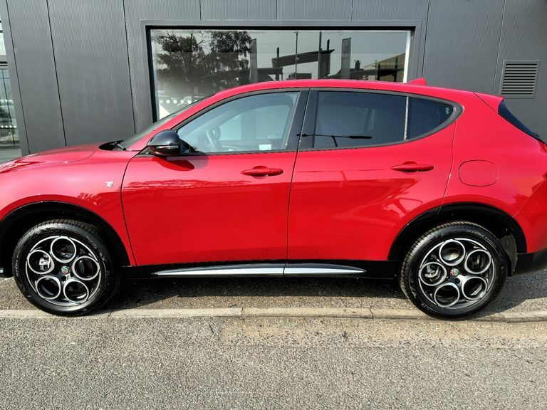 Alfa Romeo Tonale 1.3 Phev Ti Red #6
