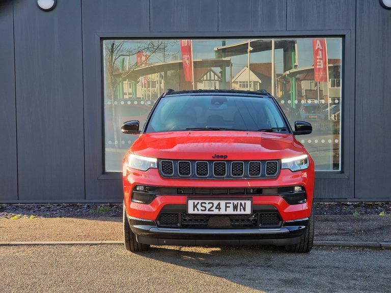 Jeep Compass 1.5 T4 E-torque Hybrid Summit Dct Black #2