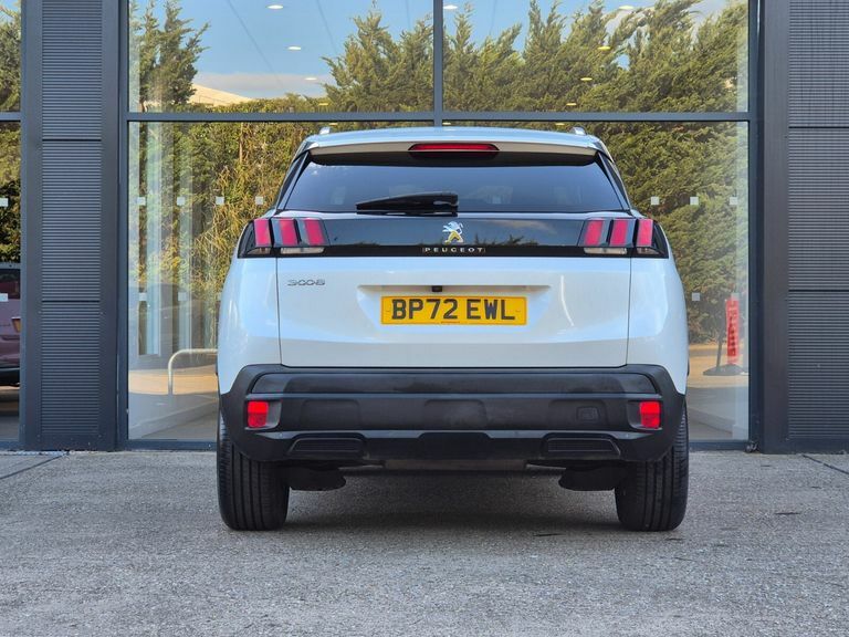 Peugeot 3008 1.2 Puretech Active Premium BP72EWL White #4