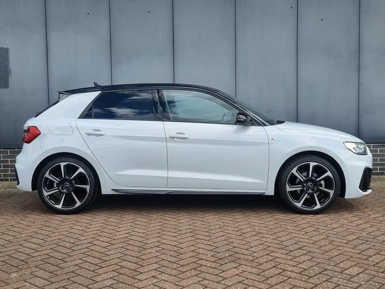 Audi A1 30 Tfsi Black Edition S Tronic White #4