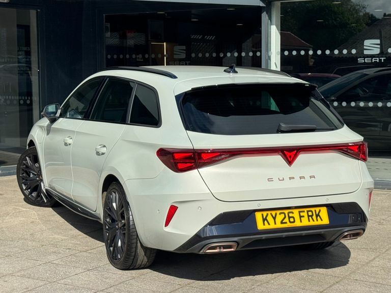 Cupra Leon 1.5 Ehybrid 204 Shadow Edition Dsg KY26FRK Grey #3