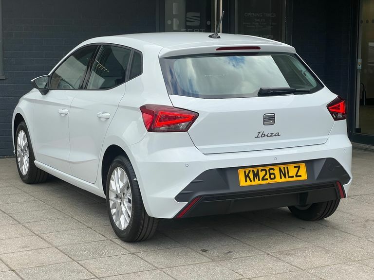 Seat Ibiza 1.0 Tsi 115 Se Technology Dsg KM26NLZ White #3