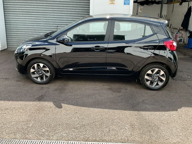Hyundai I10 1.0 63 Advance Nav AU26WGX Black #4