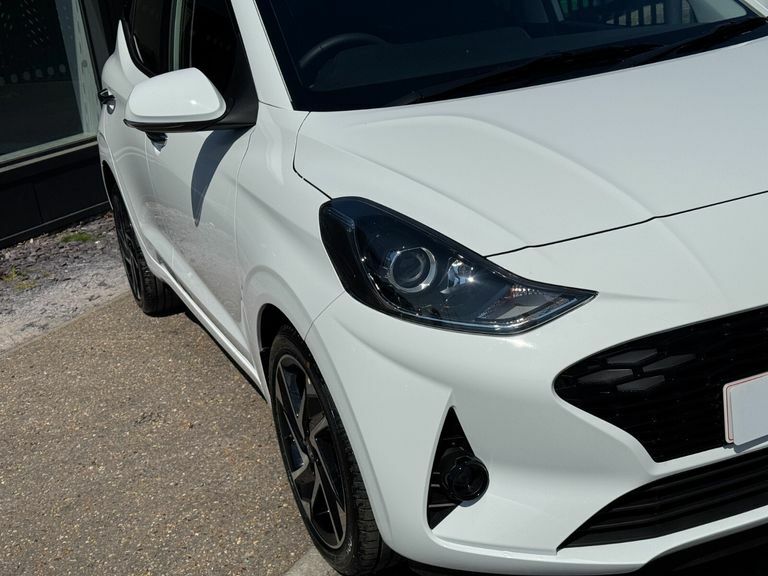 Hyundai I10 1.2 79 Premium Nav White #6