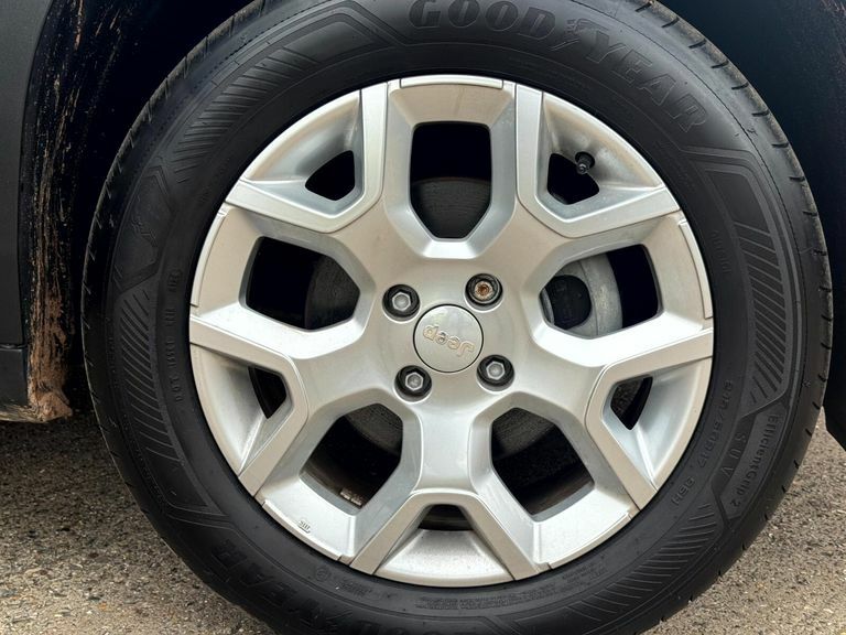 Jeep Avenger 1.2 Altitude AO24DDU Grey #4