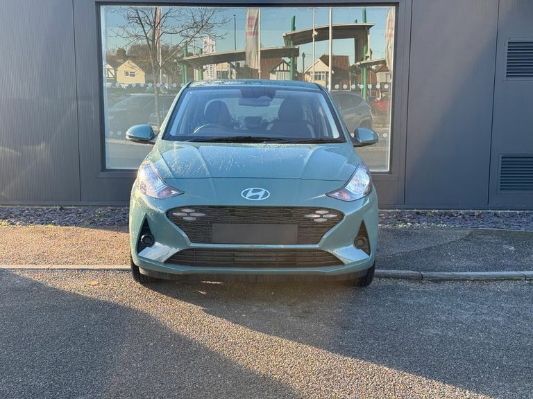 Hyundai I10 1.0 63 Advance Nav Green #2