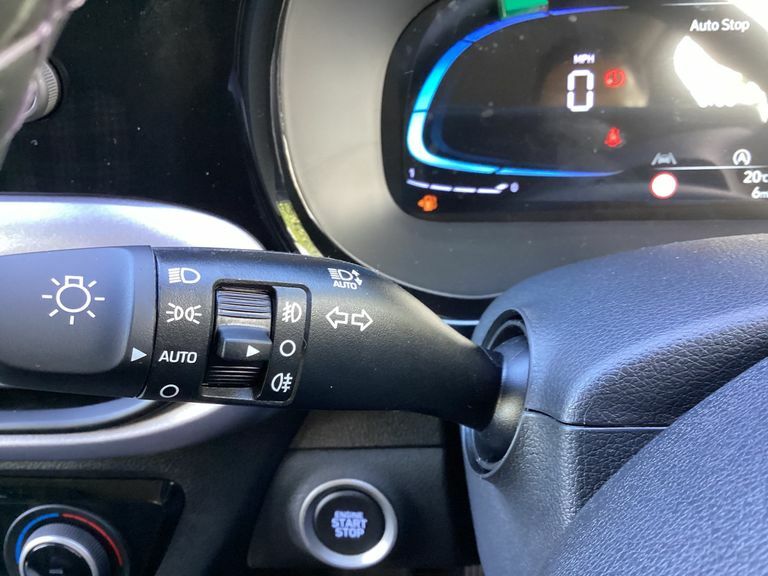 Hyundai I10 1.2 79 Premium Nav Blue #3