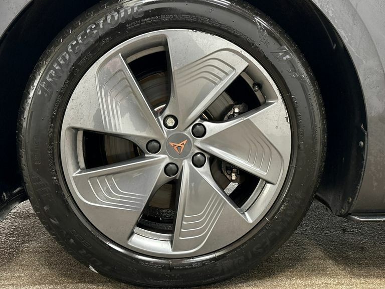 Cupra Born 150Kw V1 58Kwh YE72GUC Grey #5
