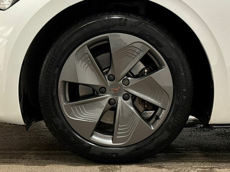 Cupra Born 150Kw V1 58Kwh NL23SBY White #4