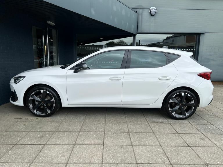 Cupra Leon 1.5 Tsi V1 White #4