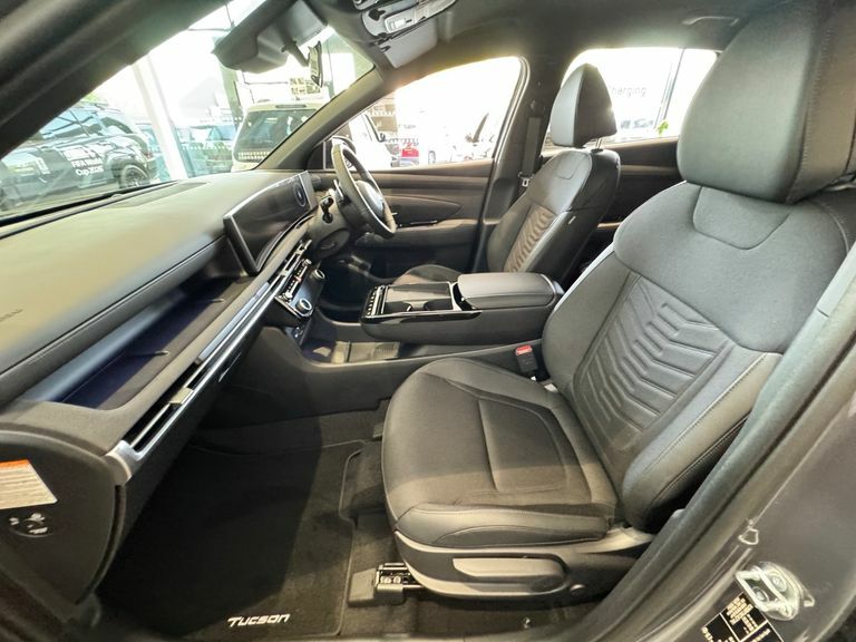 Hyundai Tucson Estate Blue #24