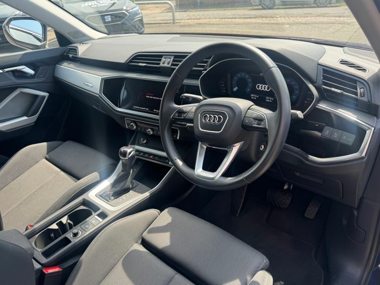 Audi Q3 35 Tfsi Sport S Tronic KW72CEA Blue #6