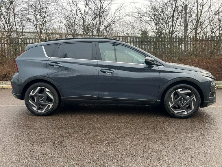Hyundai Bayon 1.0 Tgdi Premium Dct KM74VBB Grey #4