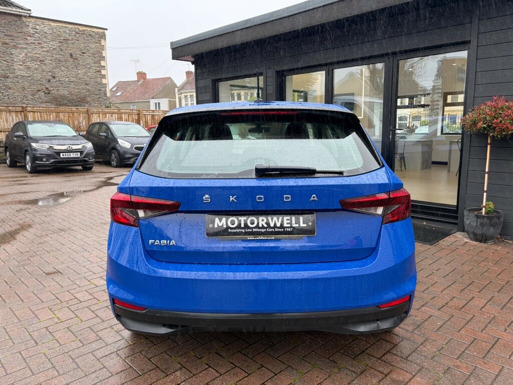 Skoda Fabia 1.0 Mpi Se Comfort Euro 6 Ss FL72VUC Blue #6