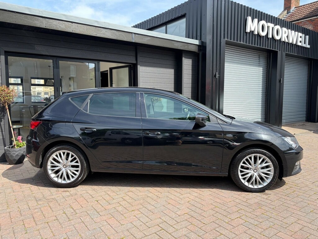 Seat Leon 1.5 Tsi Evo Se Dynamic Euro 6 Ss BP69WJV Black #4